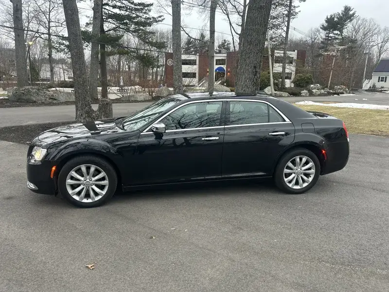 Chrysler 300 luxury vehicle